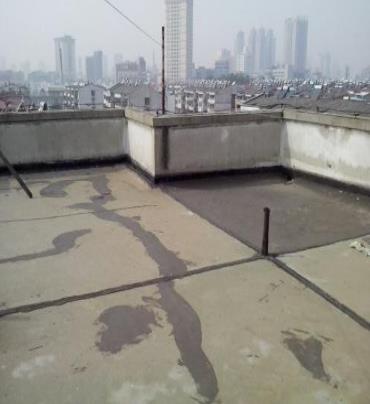 翠峦漏水维修 楼顶漏水是什么原因，楼顶漏水维修方法是什么?